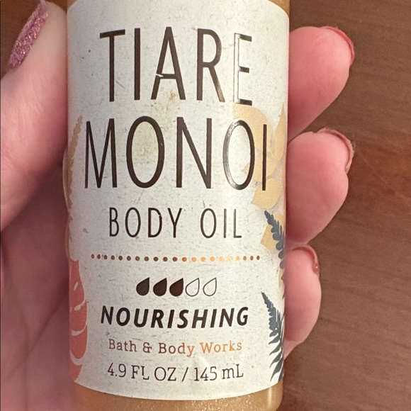 Bath & Body Works Tiare Monoi Body Oil - Gold Glitter - Picture 3 of 6